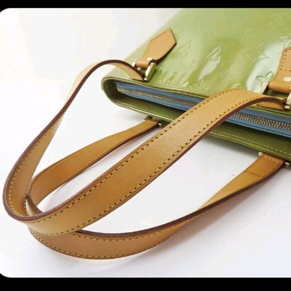 Authentic LOUIS VUITTON Houston Baby Blue (Green) Vernis Tote Bag Purse - Picture 5 of 9